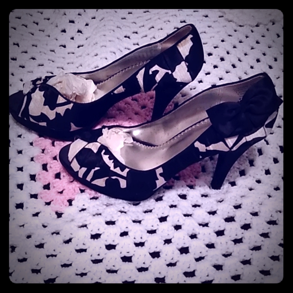 Women's dress heels